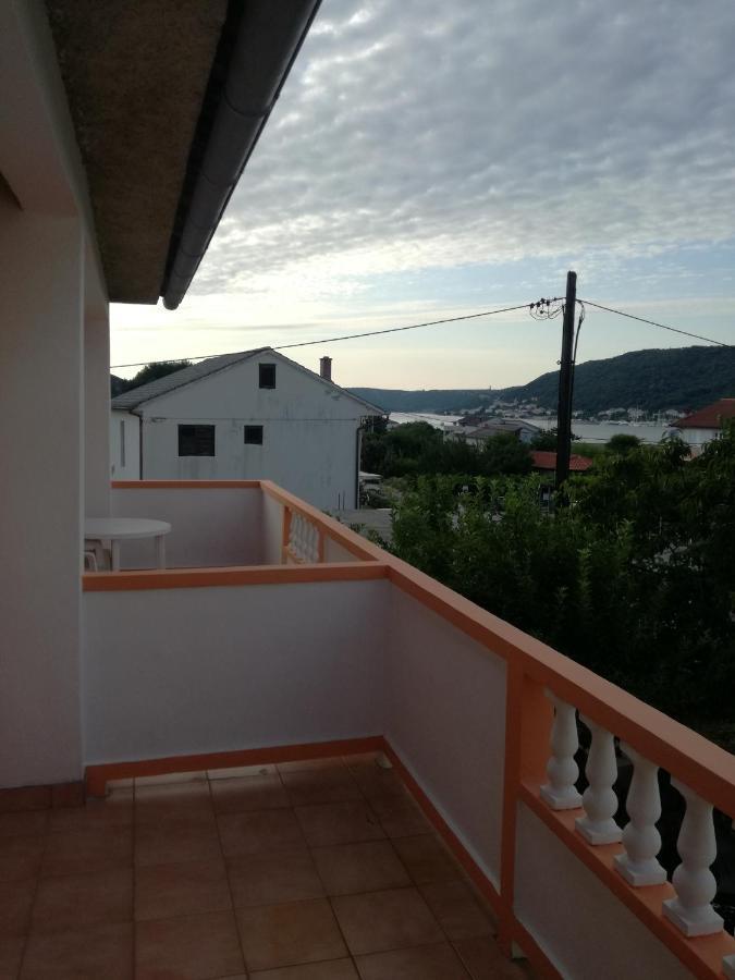 Apartments With A Parking Space Supetarska Draga - Donja, Rab - 15999 외부 사진
