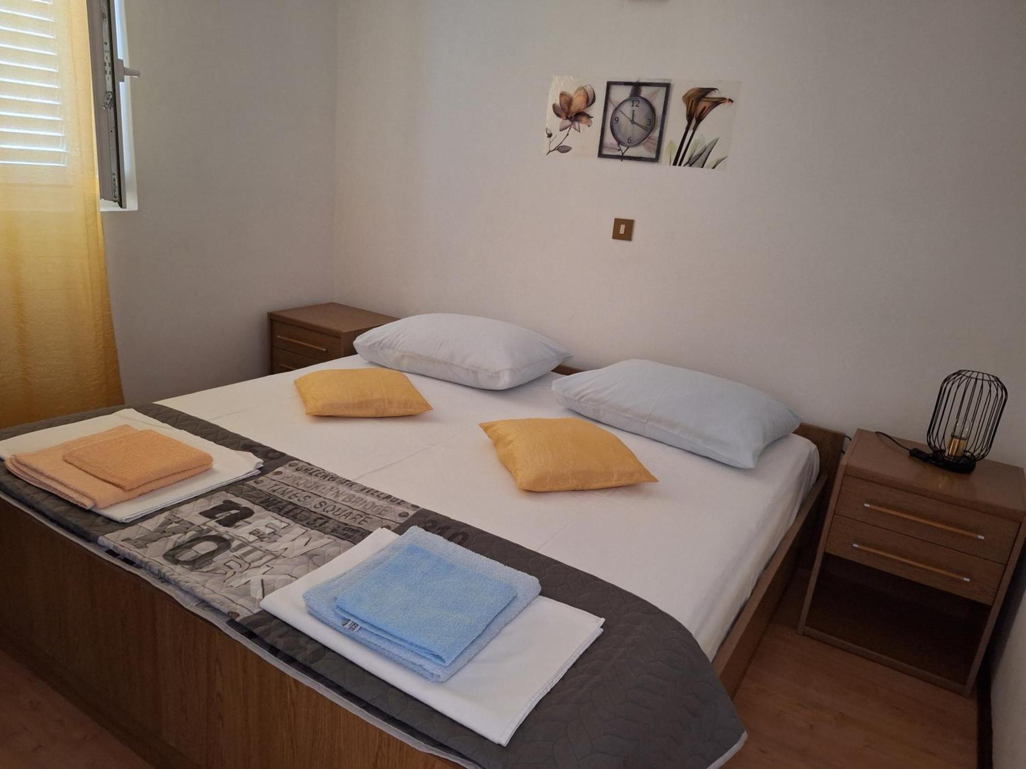 Apartments With A Parking Space Supetarska Draga - Donja, Rab - 15999 외부 사진